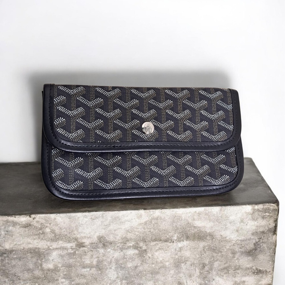 Aithentic GOYARD Goyardine Pouch, Black Leather  Wallet